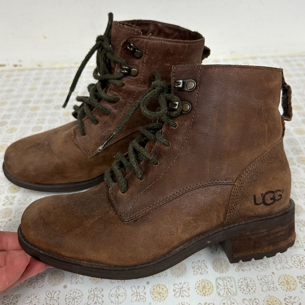 UGG Denhali/Australia women's brown leather lace-up ankle boots